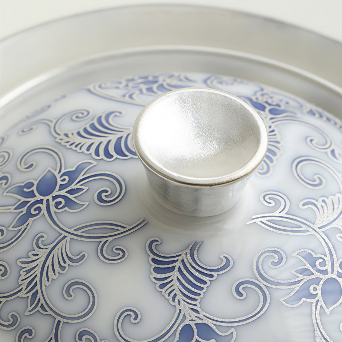Moonlit Lotus | Handcrafted Pure Silver-Detailed Ceramic Travel Gaiwan Set