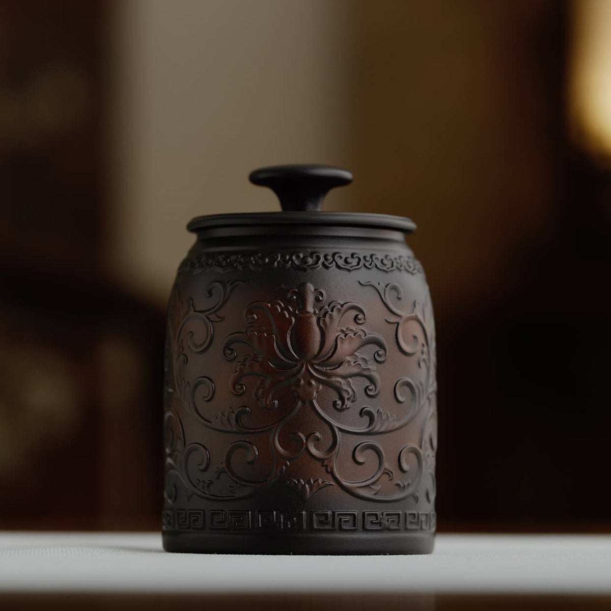 Scrolling Lotus | Handcrafted Zitao Tea Canister